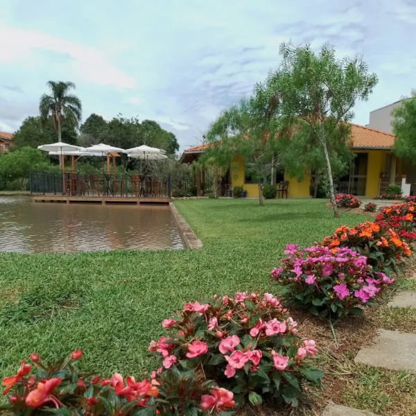 Sítio Portal das Águas Espaço para Eventos com Buffet, Decoração e Cerimonial em Mafra - SC area externa.png