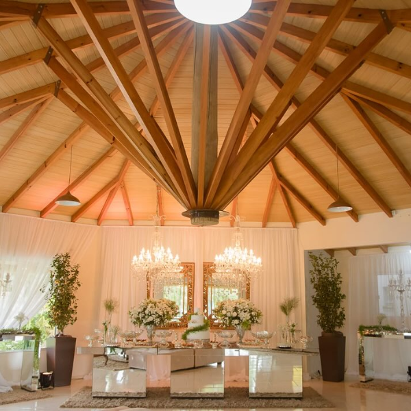 Sítio Portal das Águas Espaço para Eventos com Buffet, Decoração e Cerimonial em Mafra - SC foto interna.png
